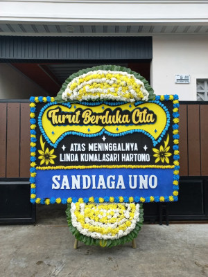 Papan Bunga Duka di Sungai Batang